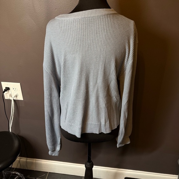 Lululemon Ribbed Knit Sweater Light Grey Crewneck Pullover Women’s Size 6 - Picture 3 of 4